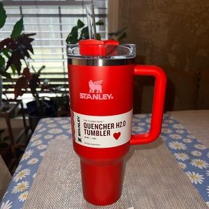 NWTIB Valentine Target Red Stanley